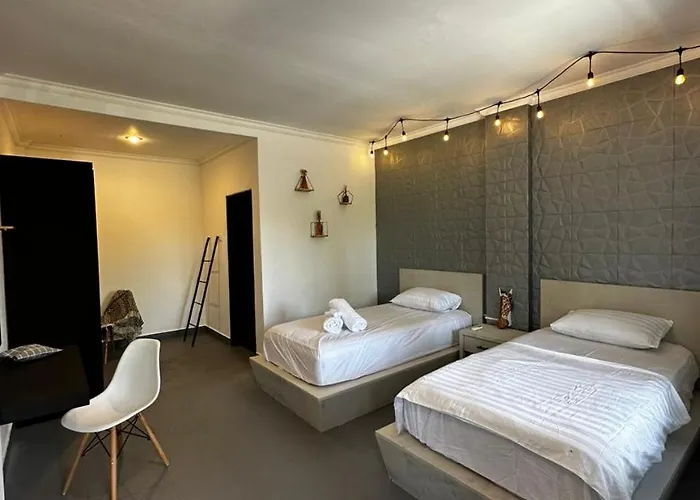 Sentana Hotel